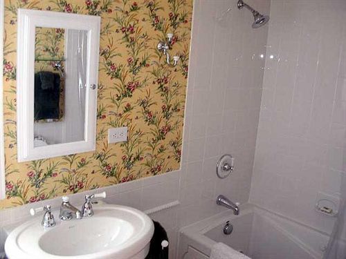 Fuquay Mineral Spring Inn & Garden ภายนอก รูปภาพ
